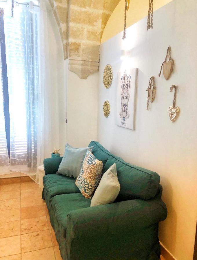 مبيت وإفطار مونوبولي N&M Dimora Carrieri Luxury المظهر الخارجي الصورة